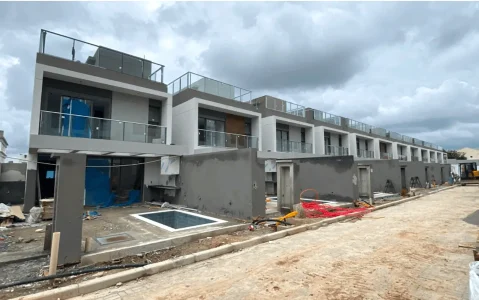 Fachada casas 55 a 66